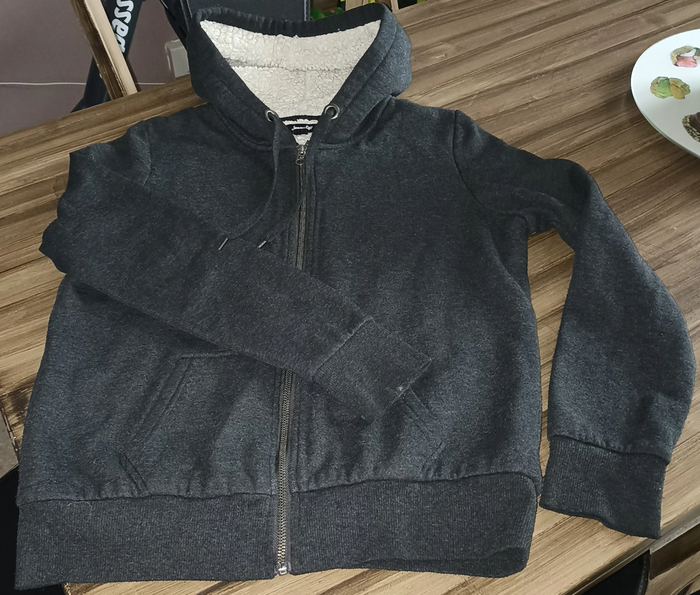Chaqueta con capucha cálida y elegante Jennyfer – photo 4